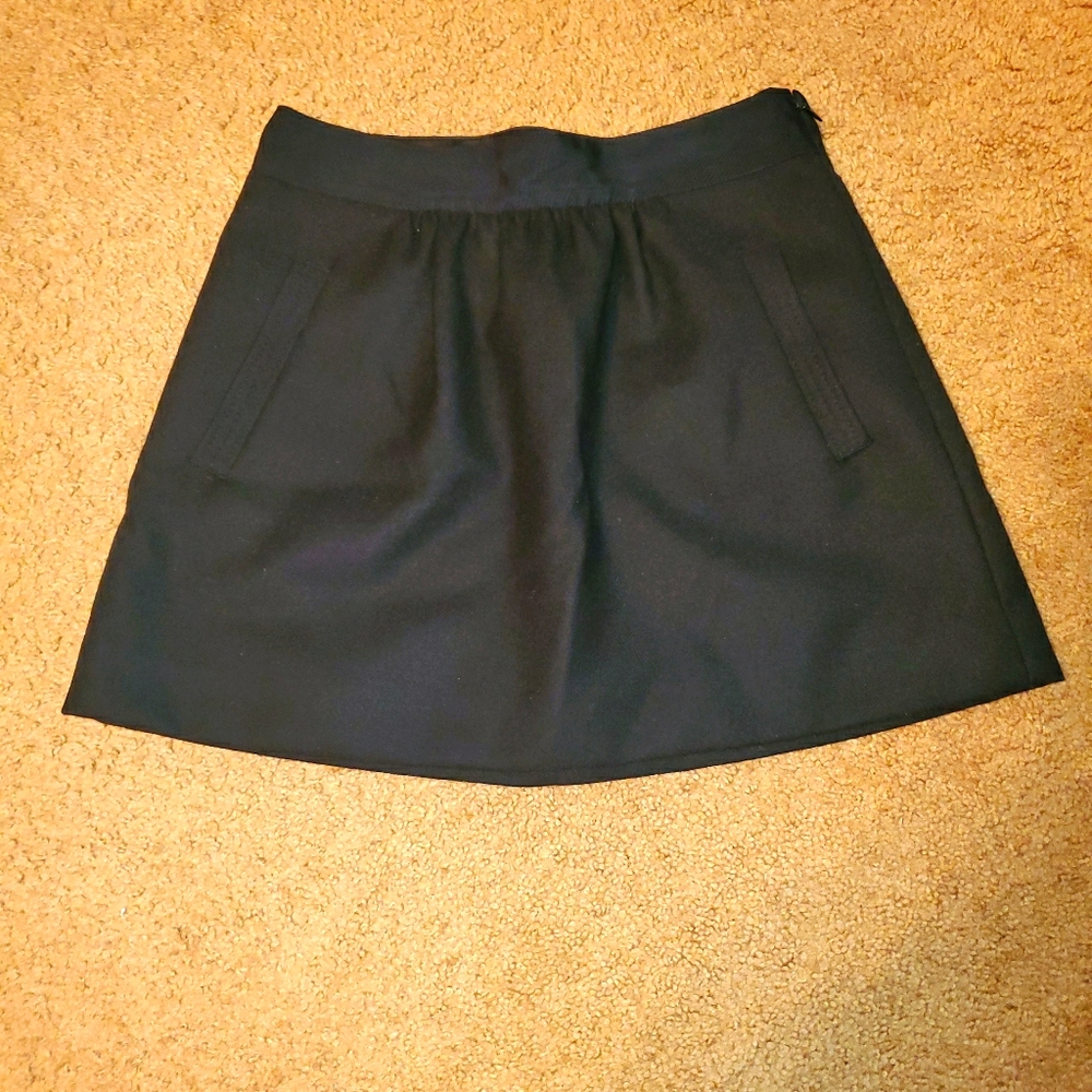 ✨️ $2 when bundled✨️ J. CREW Black Skirt